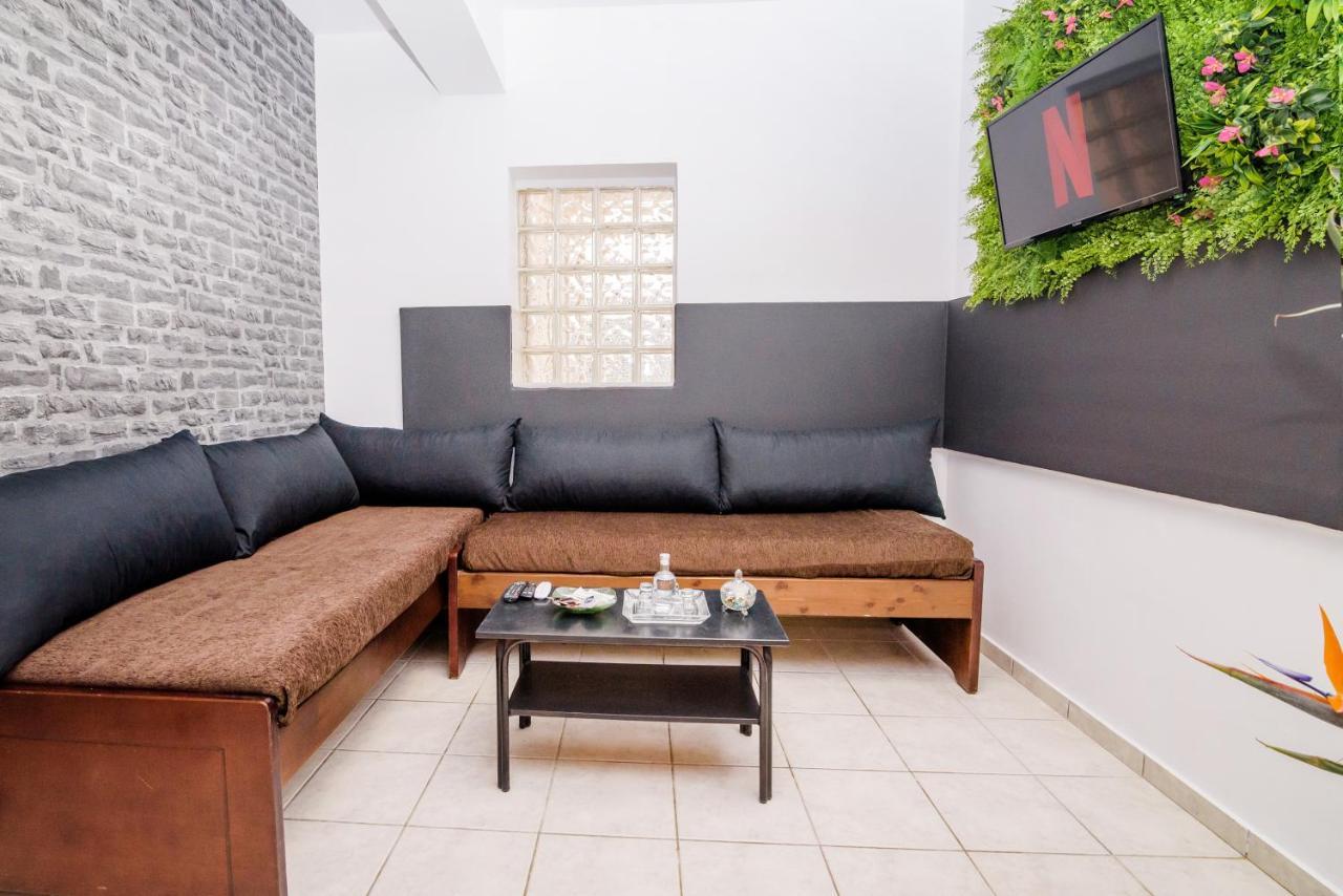 Pearl Seaside Luxury Apartments 2 Chania  Exterior photo